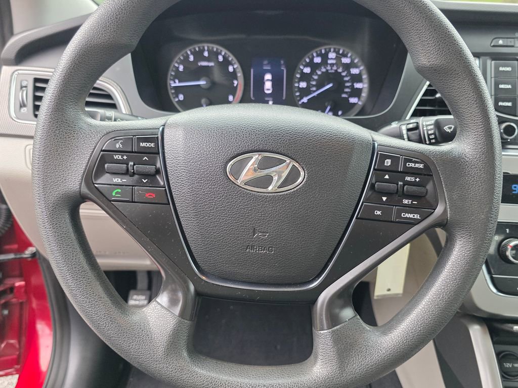 Used 2015 Hyundai Sonata Sport image 16