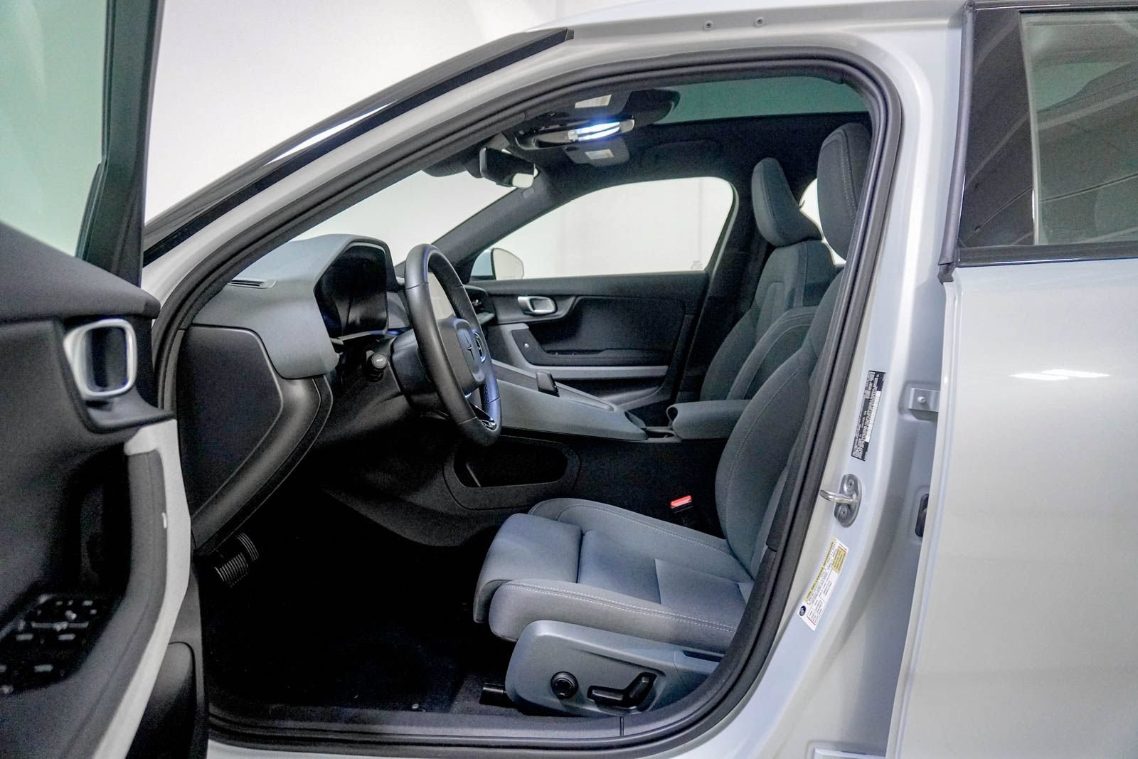 Used 2024 Polestar Polestar 2 AWD/4WD image 19