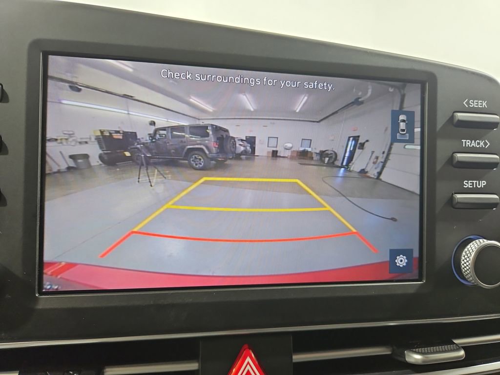 Certified 2022 Hyundai Elantra SEL FWD image 20