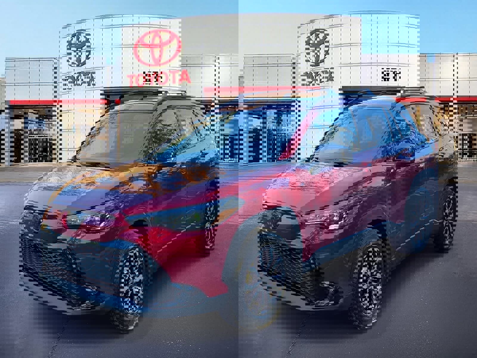 Used 2025 Toyota Corolla Cross AWD Hybrid image 1