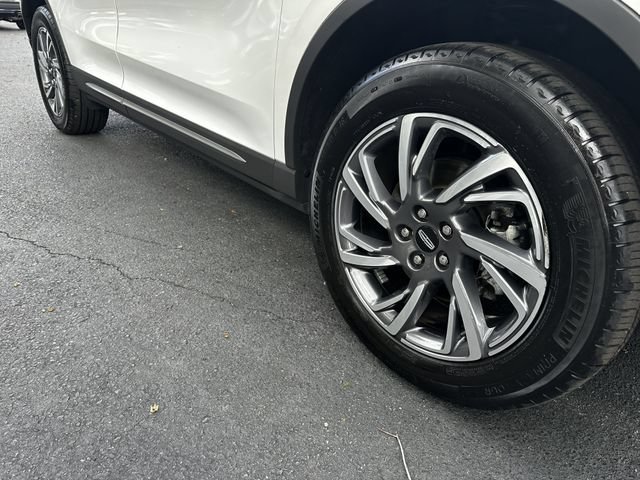 Certified 2024 Lincoln Corsair AWD w/ Equipment Group 101A image 11