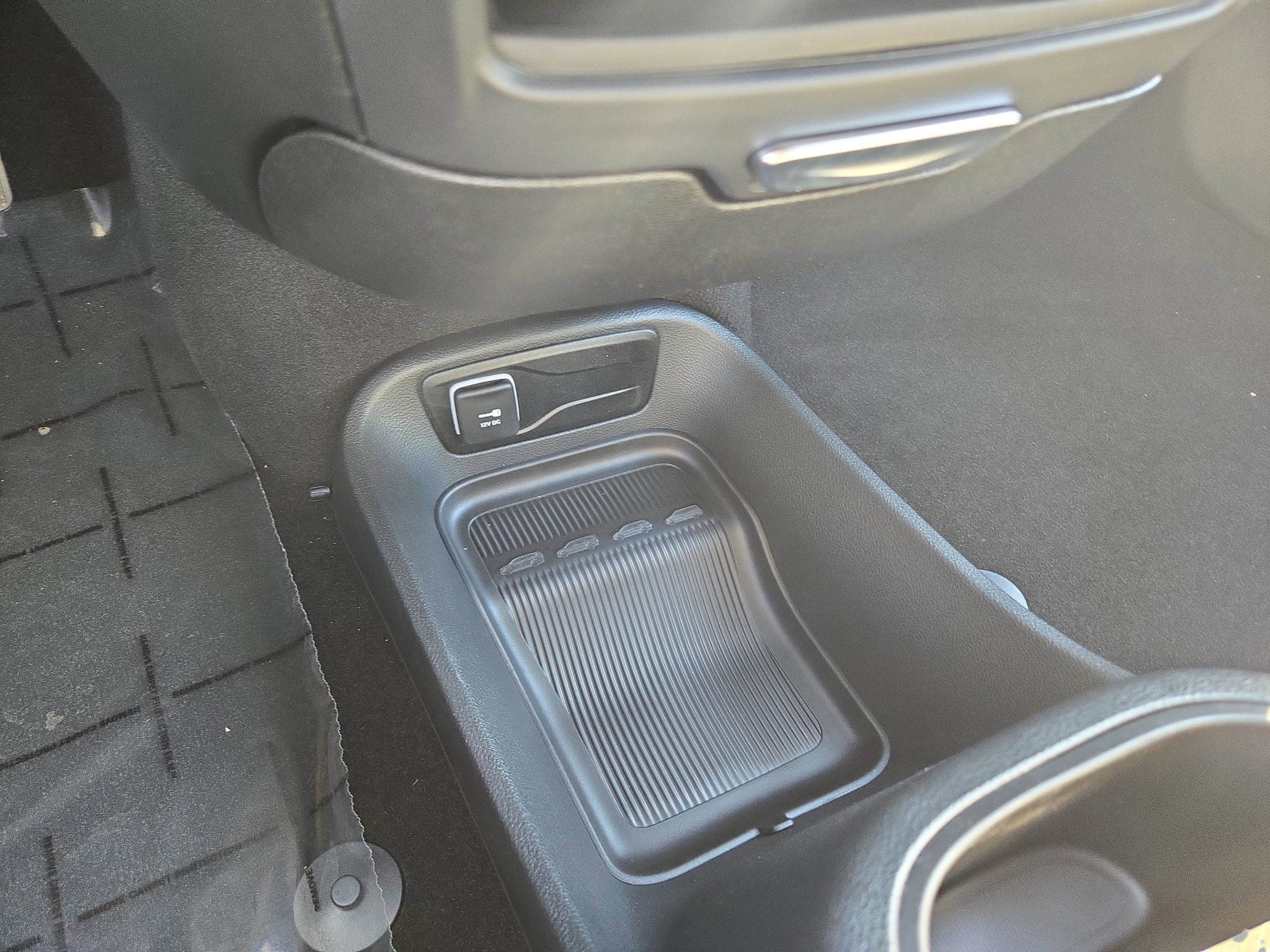 New 2026 Chrysler Voyager LX image 39