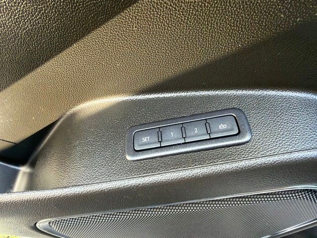 Used 2019 Chevrolet Tahoe LT AWD/4WD image 13