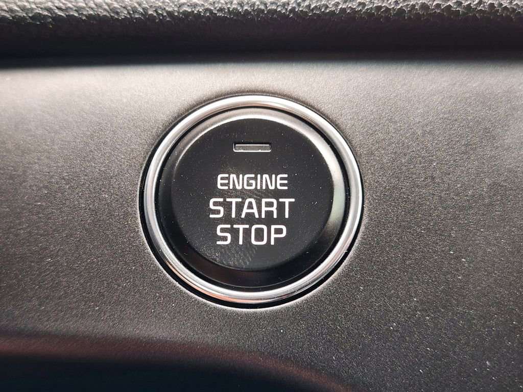 Certified 2022 Kia Sportage LX w/ LX FWD Value Edition Package image 20