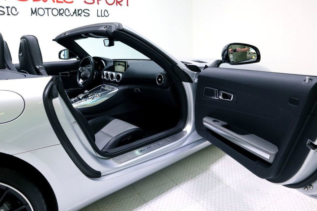 Used 2019 Mercedes-Benz AMG GT image 14
