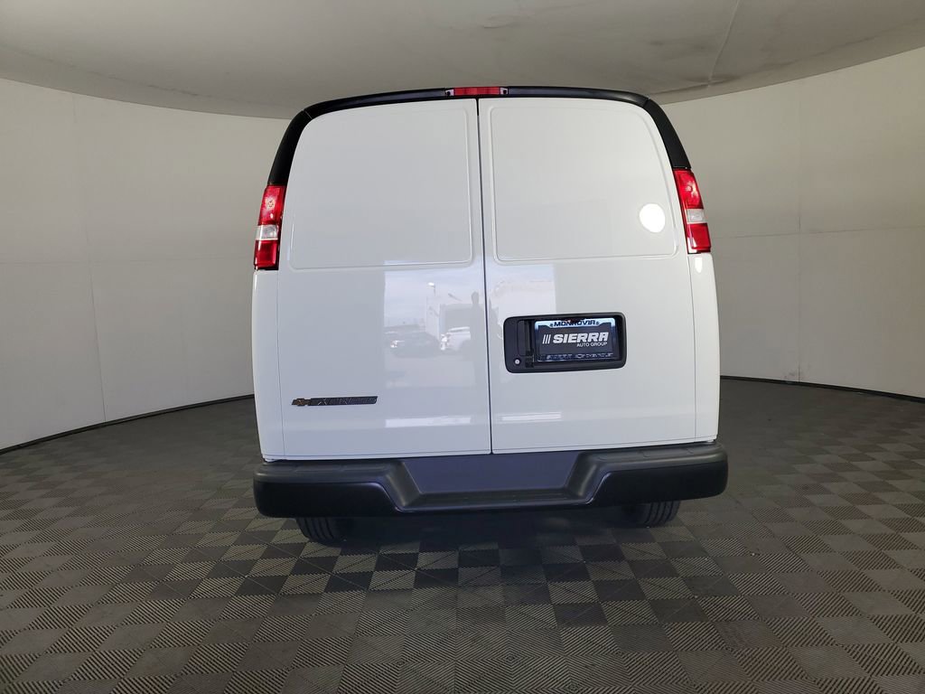 New 2026 Chevrolet Express 2500 w/ Driver Convenience Package RWD image 5