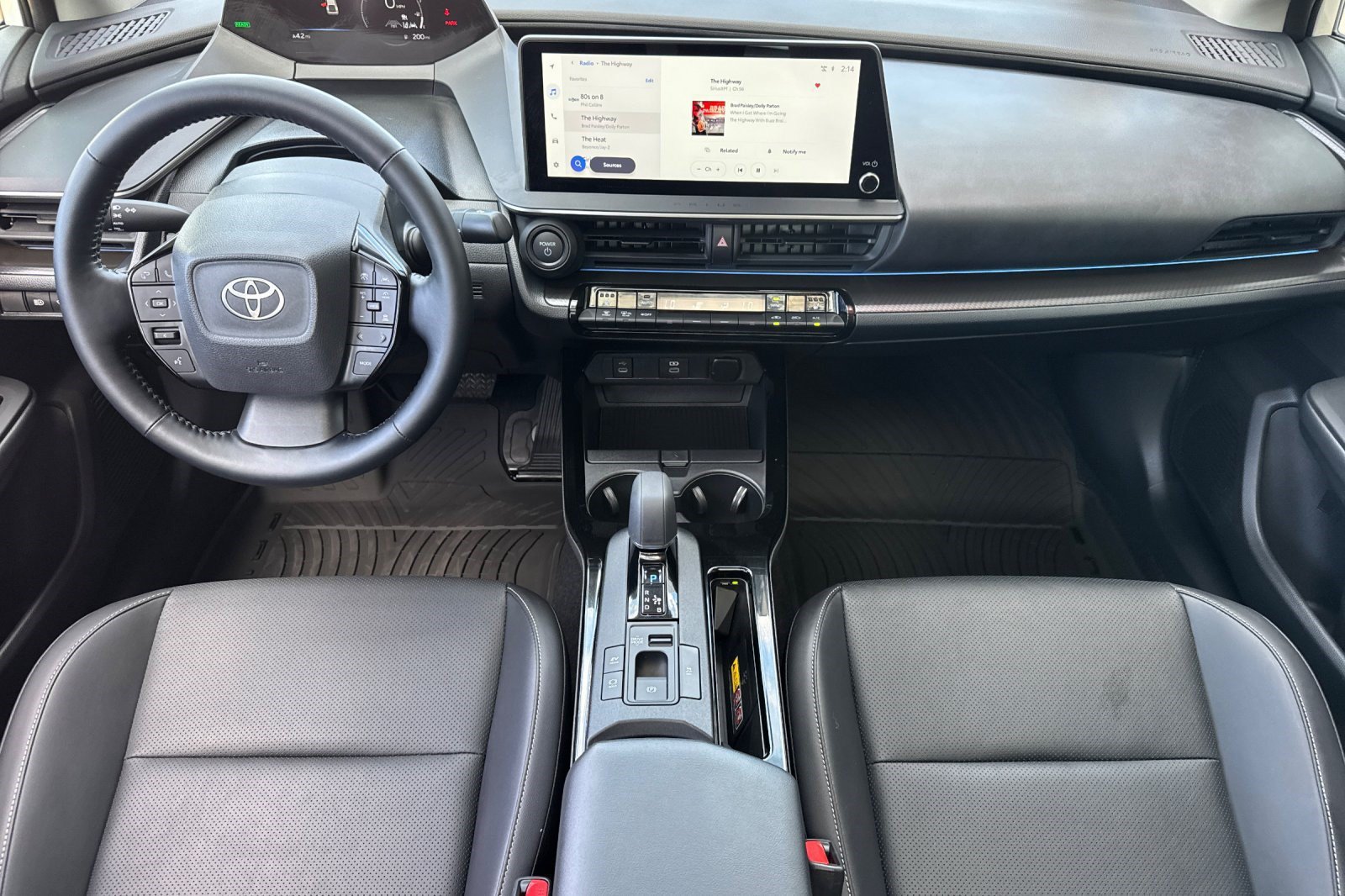 New 2027 Toyota Prius LE FWD image 15