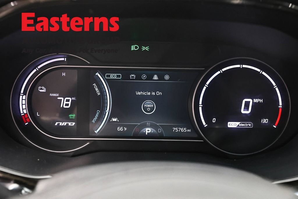 Used 2022 Kia Niro EX w/ Cold Weather Package FWD image 18