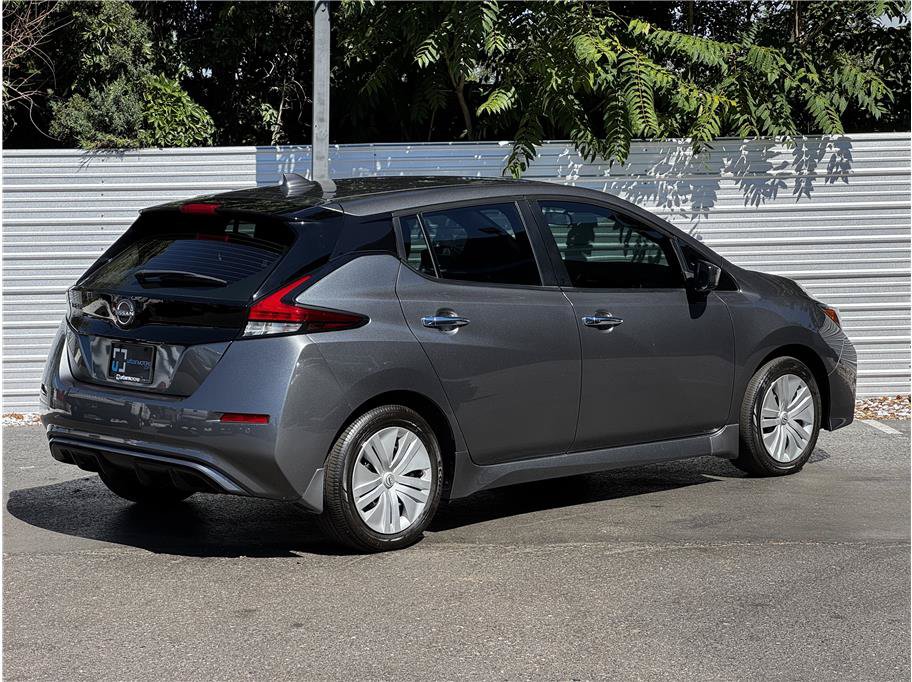 Used 2025 Nissan Leaf S FWD image 12