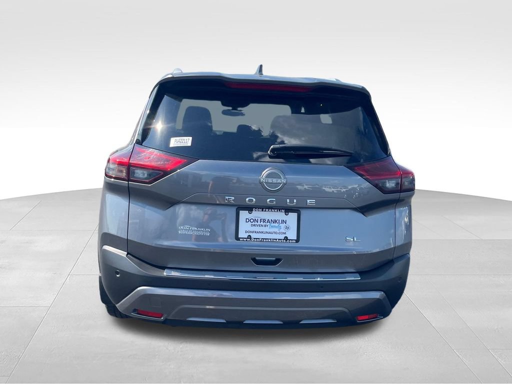 Used 2023 Nissan Rogue SL FWD image 4