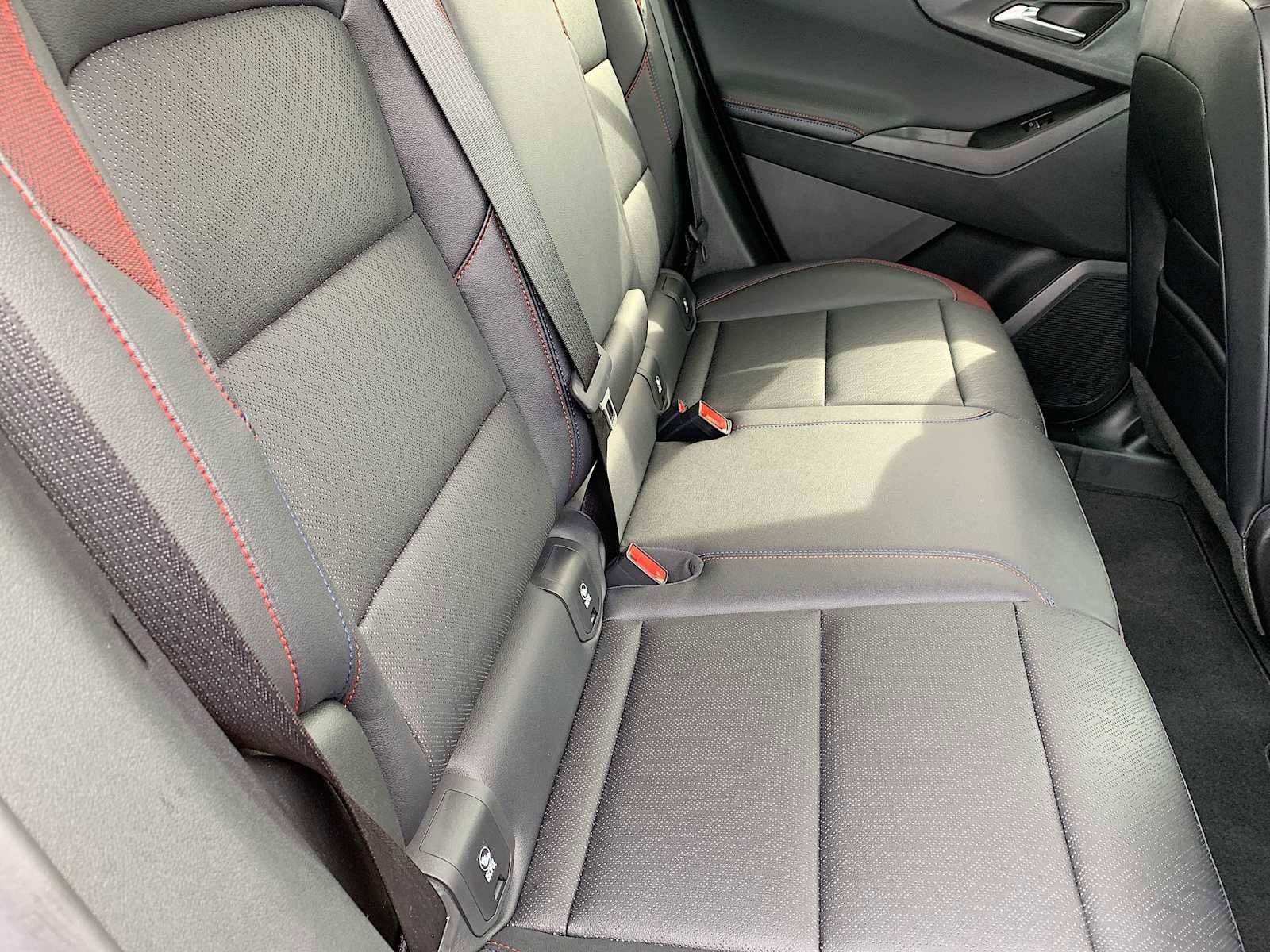 Certified 2026 Chevrolet Equinox RS image 25