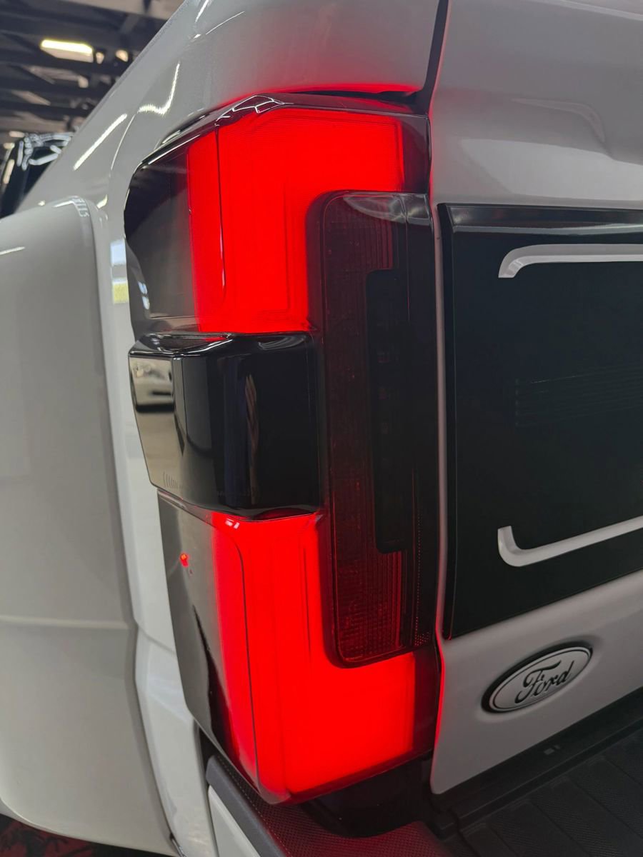 Used 2024 Ford F450 Limited w/ FX4 Off-Road Package image 27