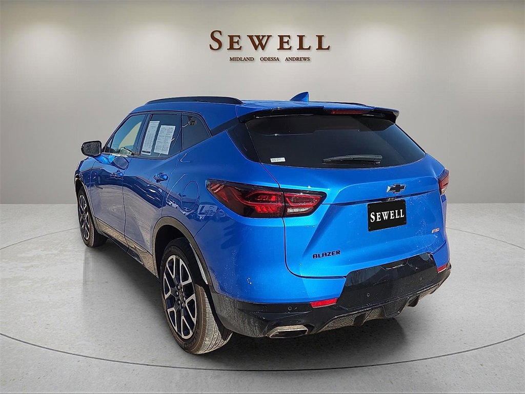 Used 2024 Chevrolet Blazer RS w/ Driver Confidence II Package image 3