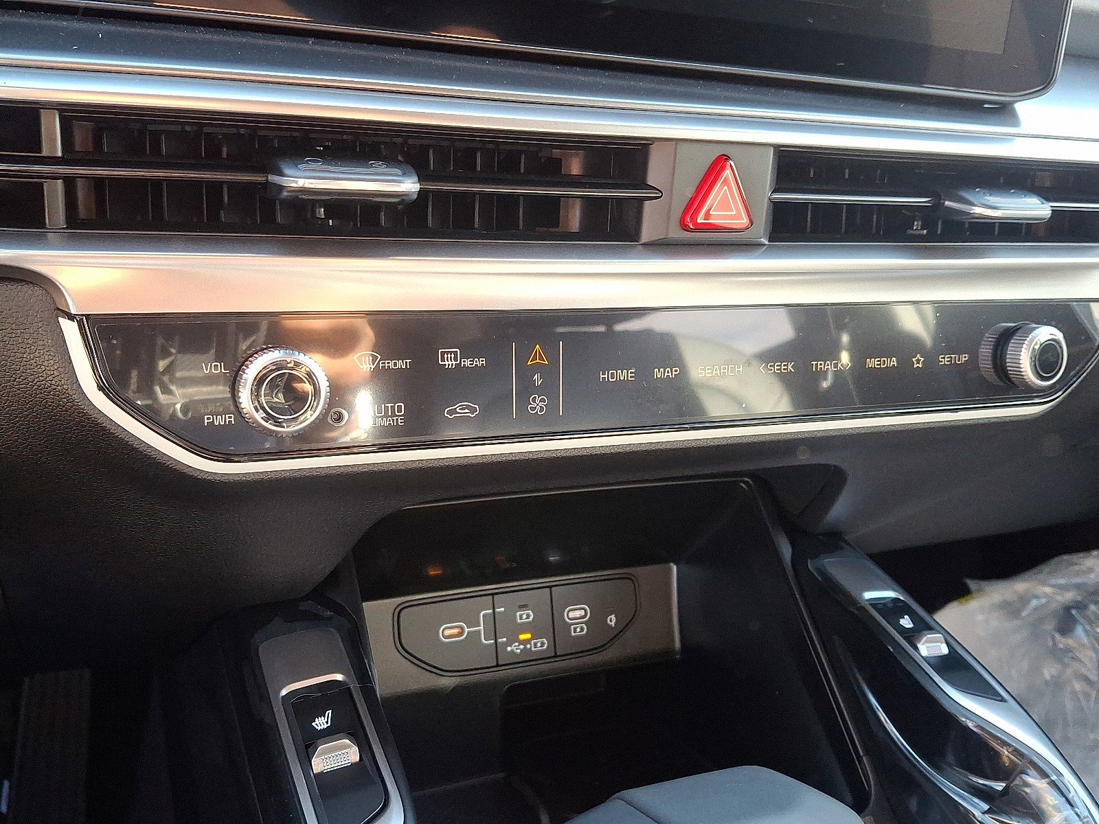 New 2026 Kia Sorento S image 11