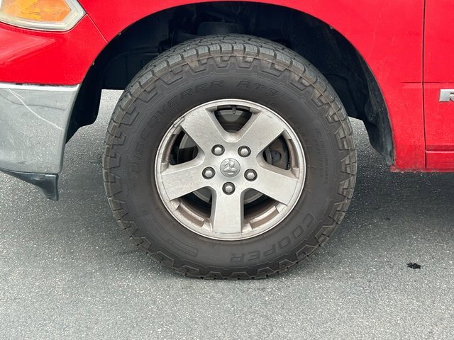 Used 2012 RAM 1500 Classic SLT w/ Luxury Group image 12