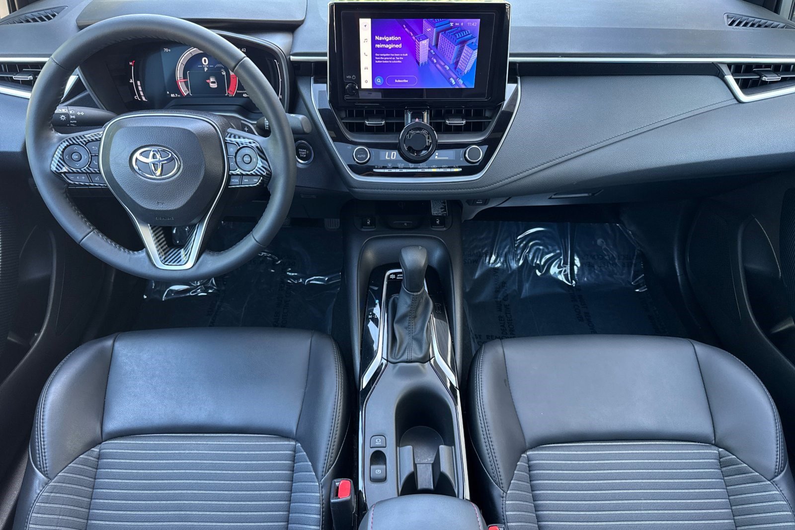 Used 2024 Toyota Corolla XSE FWD image 17