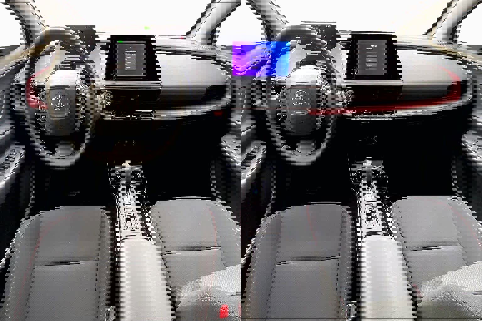 Used 2025 Toyota Prius Plug-In Hybrid image 15