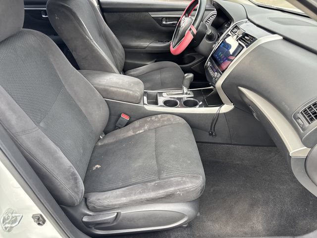 Used 2014 Nissan Altima 2.5 SV FWD image 25