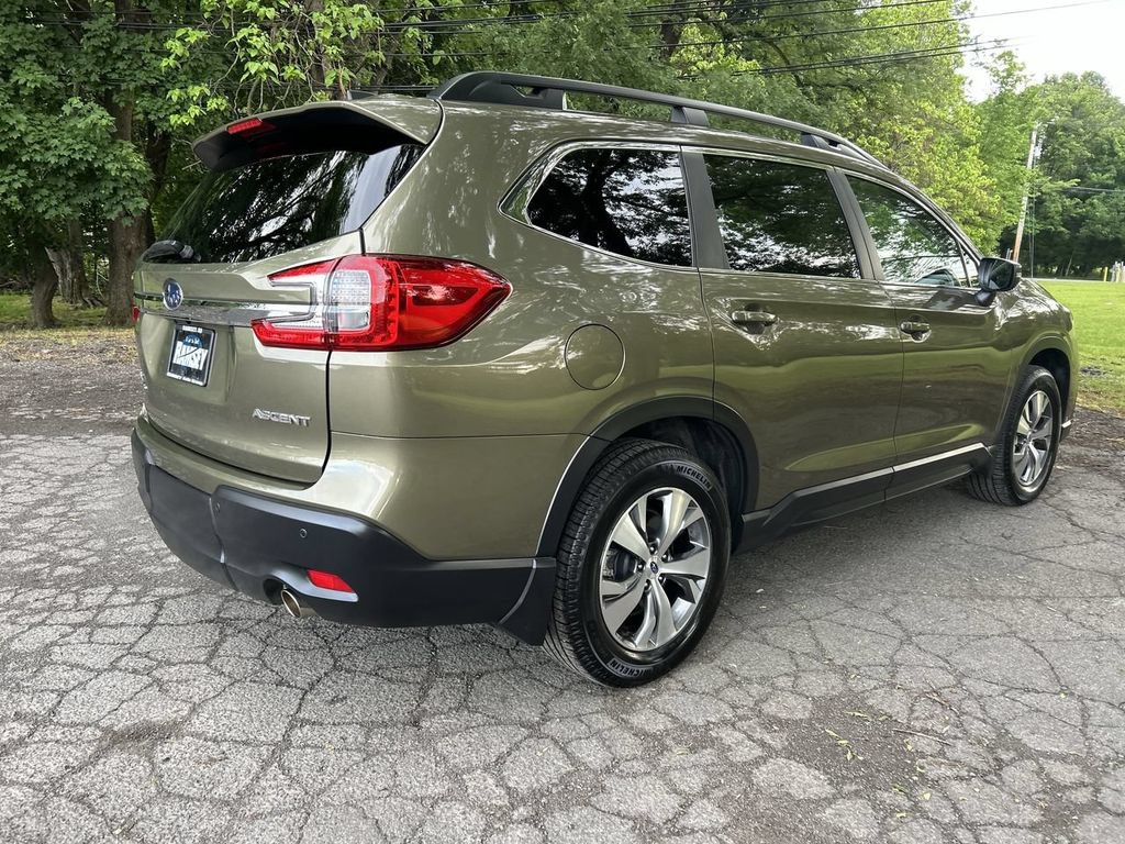 Used 2023 Subaru Ascent Premium w/ Convenience Package AWD/4WD image 8