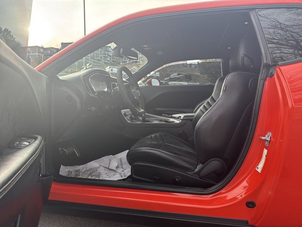 Used 2019 Dodge Challenger SRT Hellcat w/ Widebody Package image 10