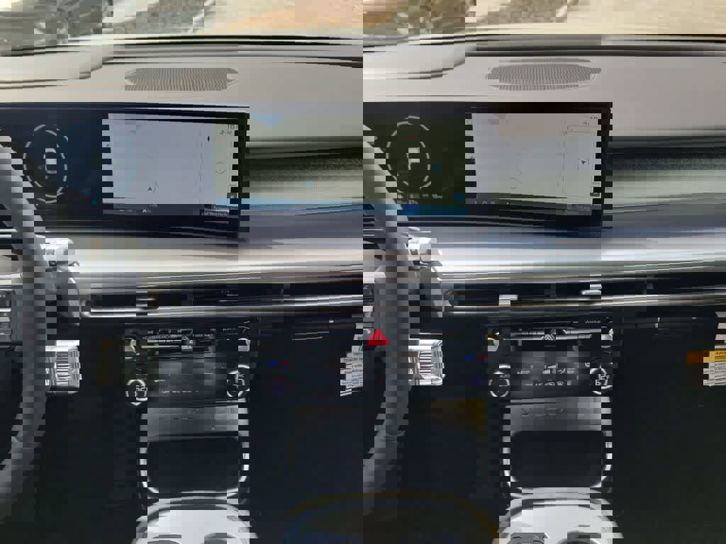 New 2026 Hyundai Ioniq 9 SE image 17