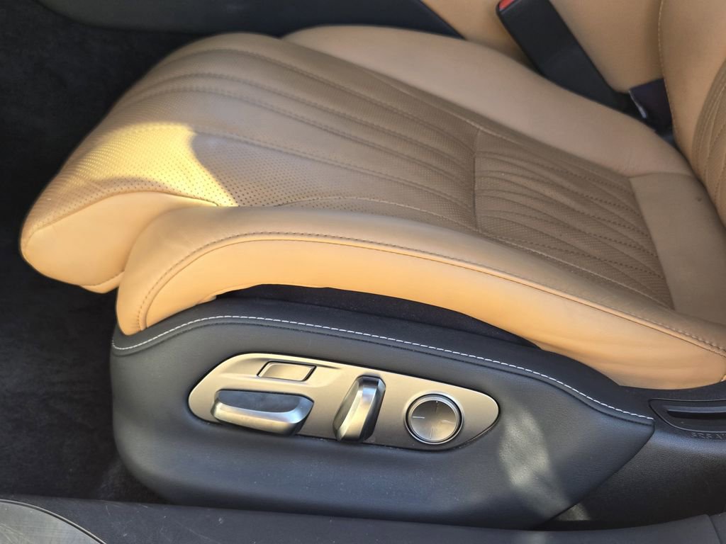 Used 2021 Lexus LS 500 w/ Interior Upgrade Package image 27