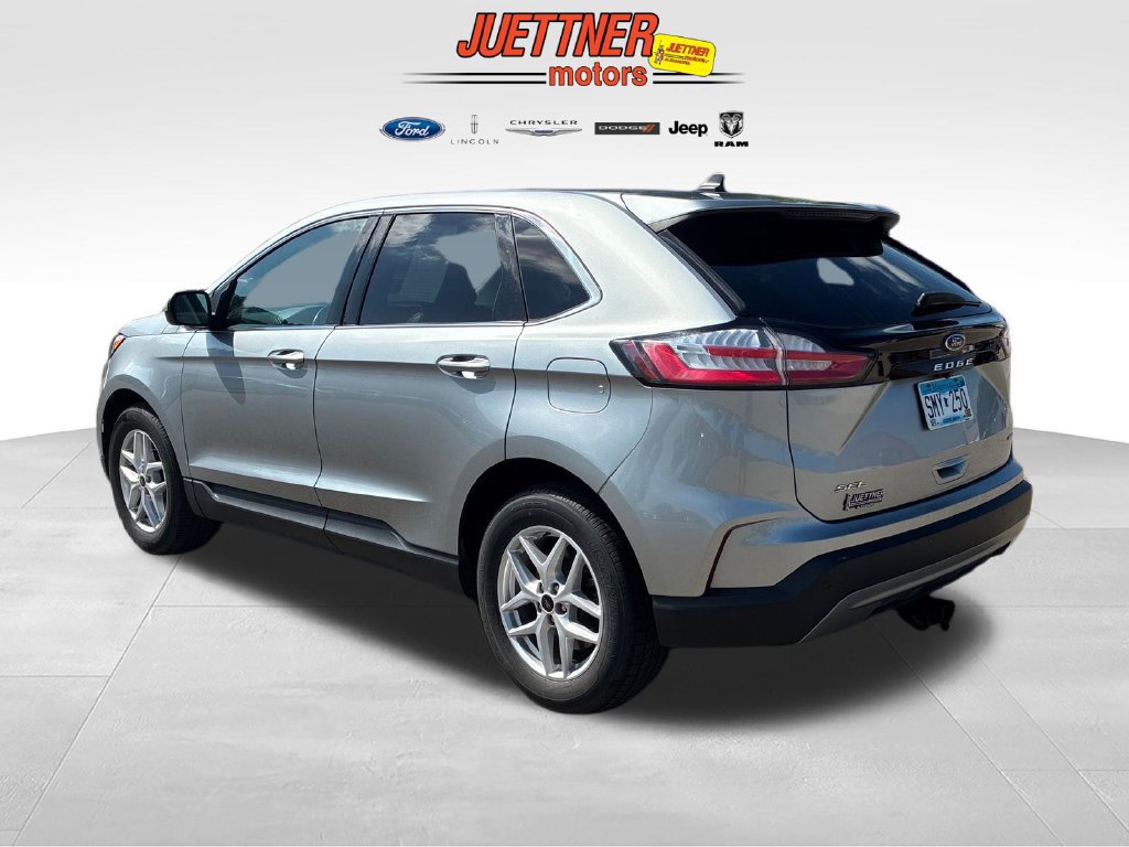 Used 2023 Ford Edge SEL AWD/4WD image 3