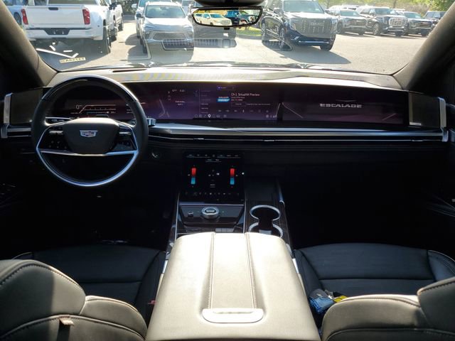 Used 2025 Cadillac Escalade Premium Luxury w/ LPO, Radiant Package image 11