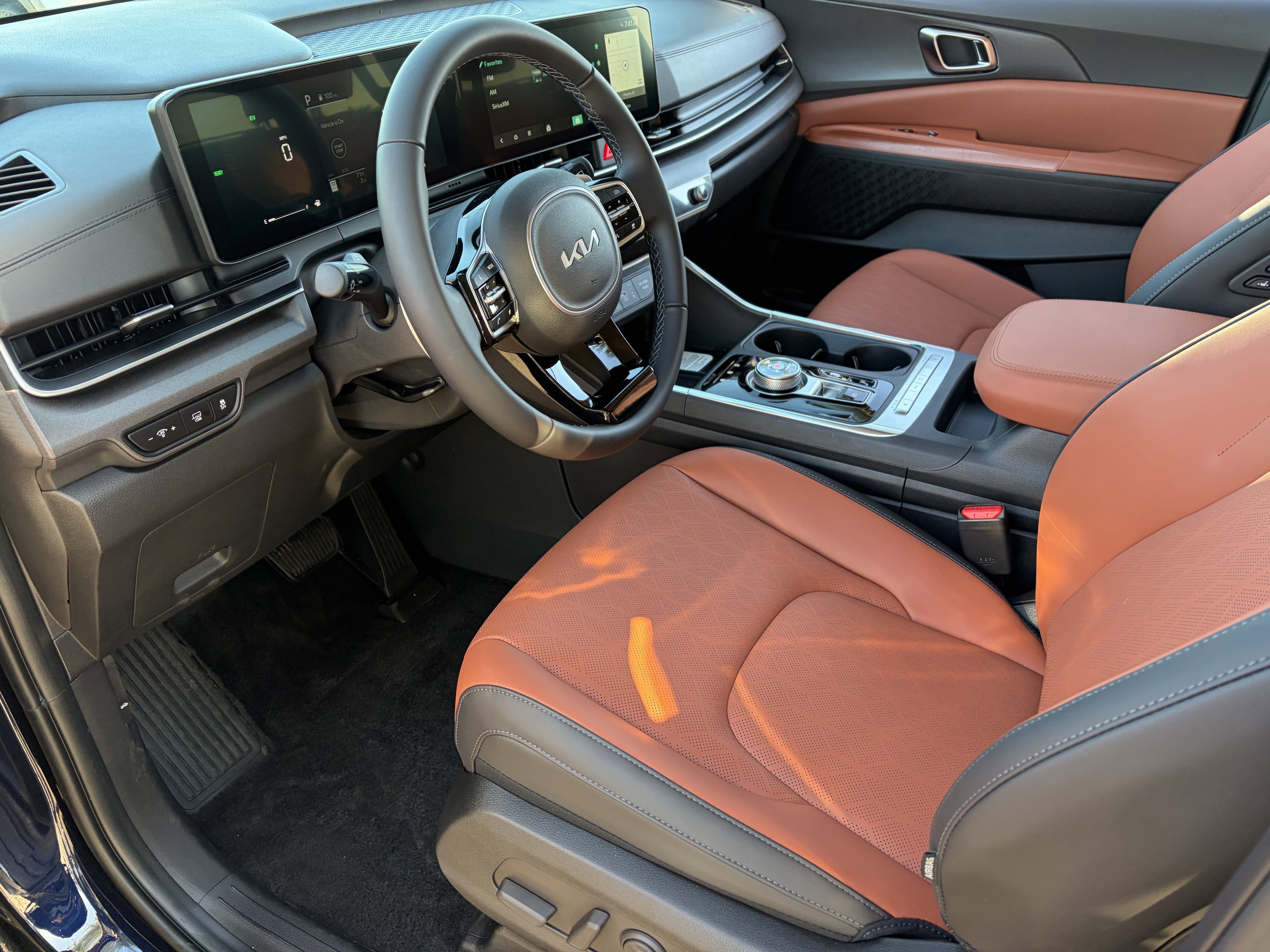 New 2026 Kia Carnival EX image 16