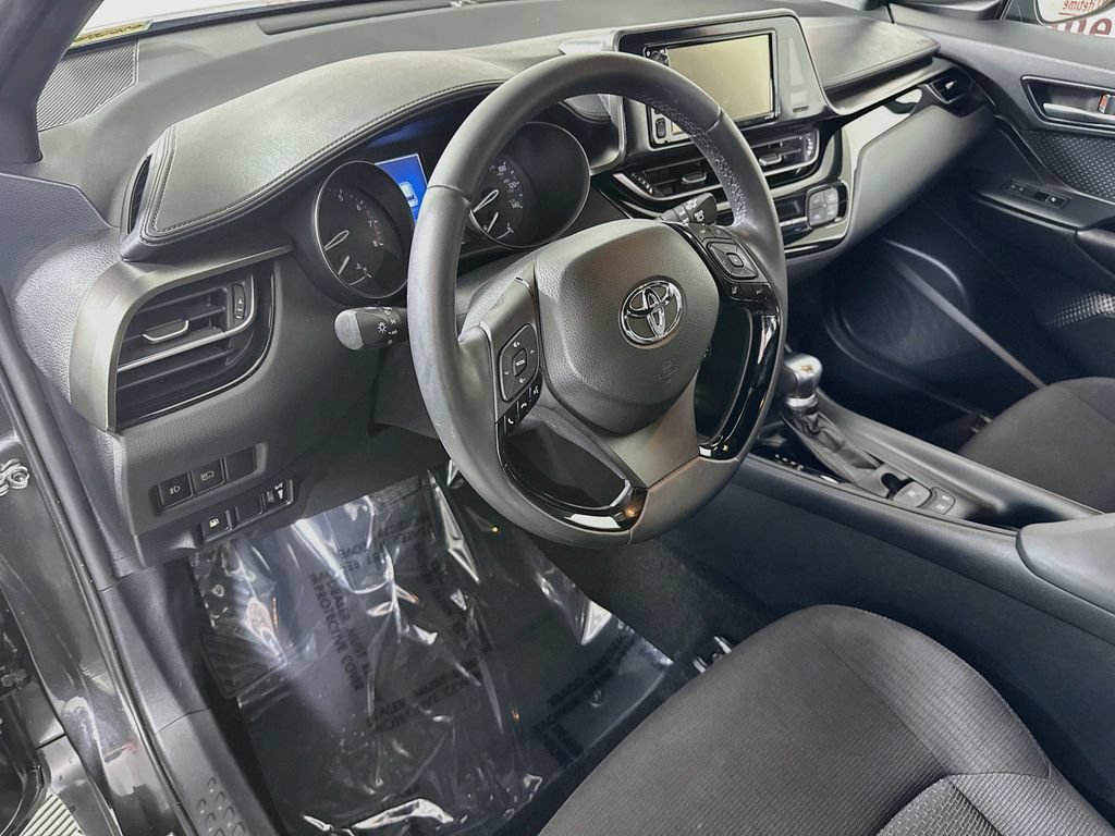 Certified 2018 Toyota C-HR XLE FWD image 17