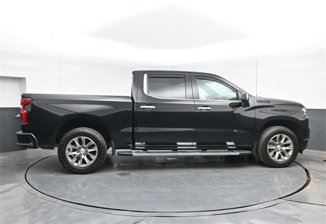 Used 2022 Chevrolet Silverado 1500 High Country w/ LPO, Dark Essentials Package image 15