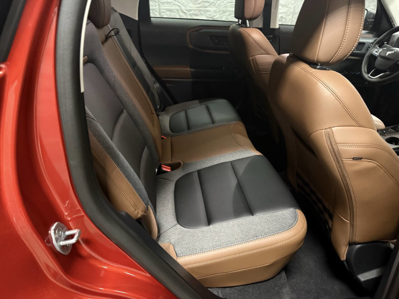 Used 2024 Ford Bronco Sport Outer Banks w/ Tech Package image 19