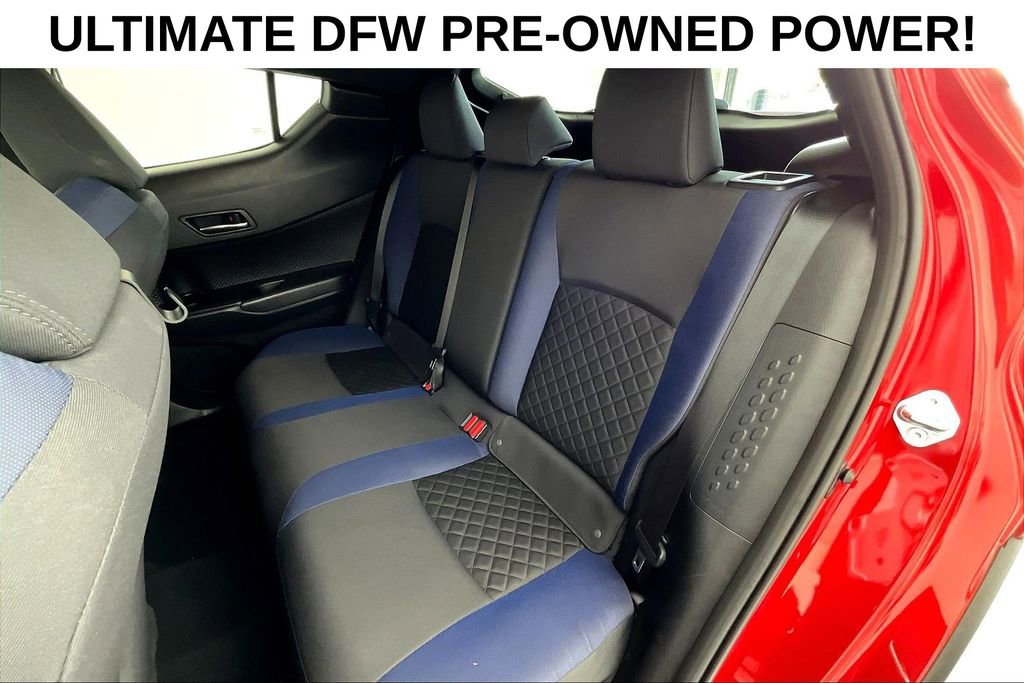 Used 2022 Toyota C-HR XLE FWD image 30