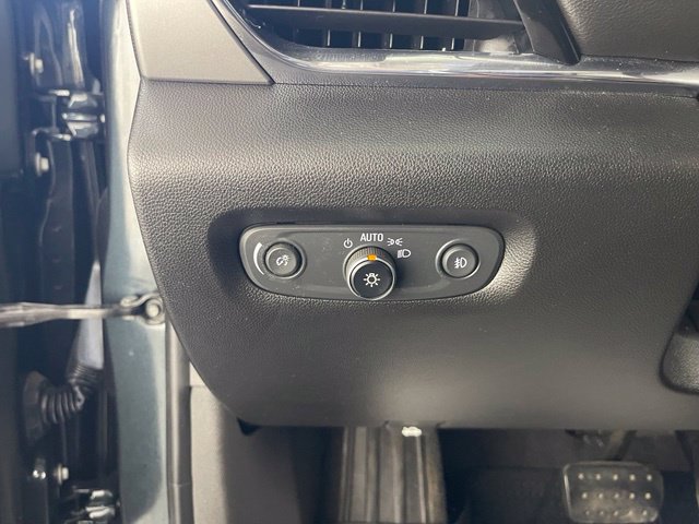 Used 2019 Chevrolet Traverse LT w/ LPO, Floor Liner Package AWD/4WD image 36