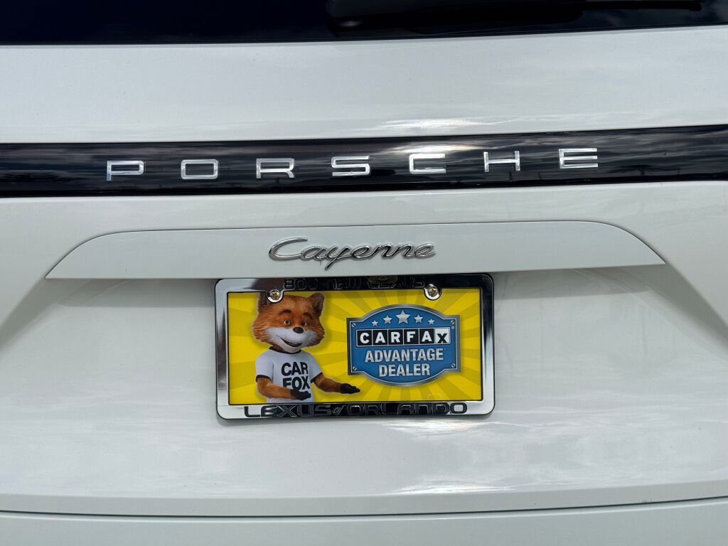 Used 2020 Porsche Cayenne image 11