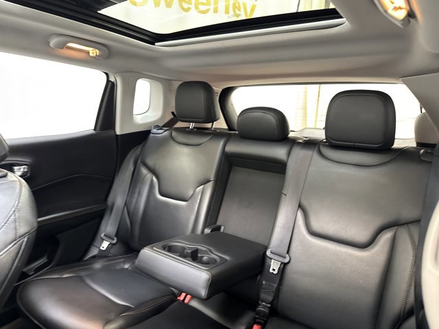 Used 2018 Jeep Compass Limited w/ Navigation Group image 13