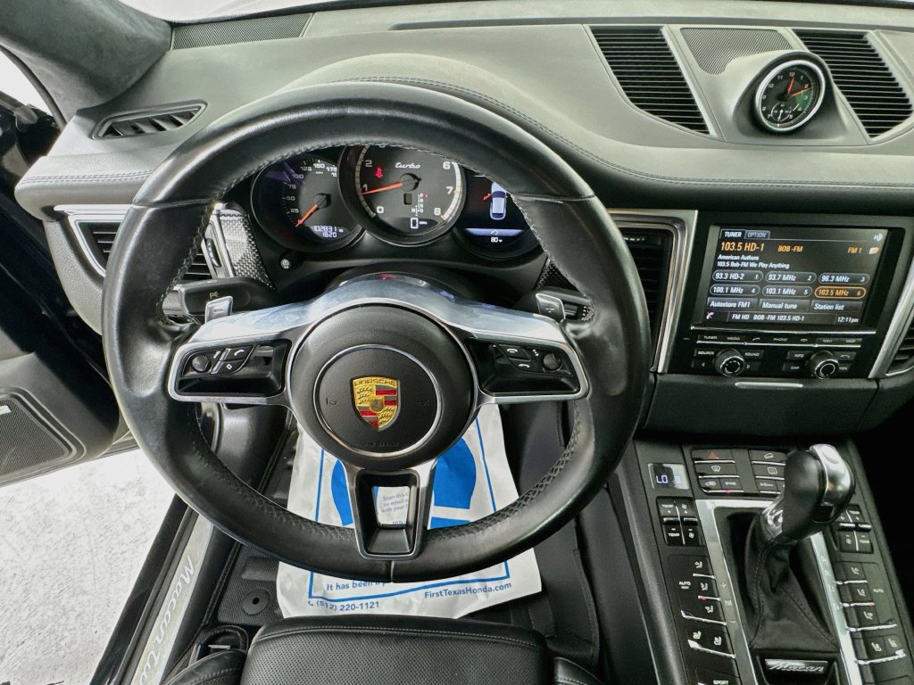 Used 2016 Porsche Macan Turbo AWD/4WD image 12