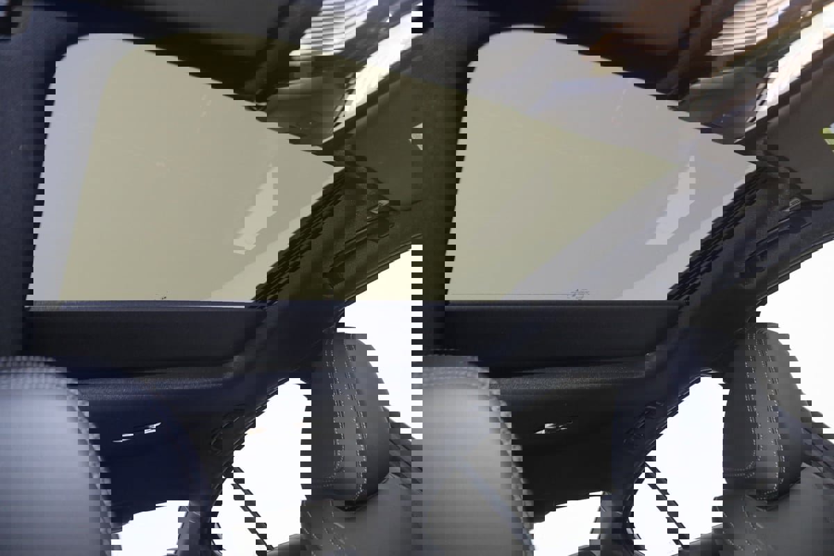 Used 2023 BMW 330e xDrive w/ Premium Package image 11