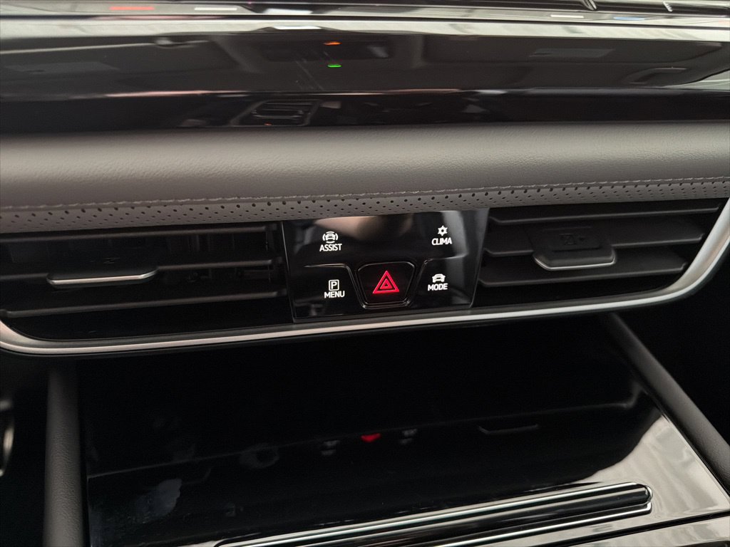 New 2026 Volkswagen Atlas Peak Edition AWD/4WD image 21