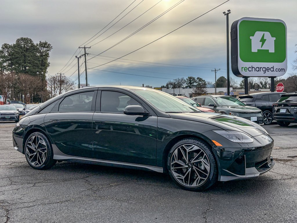 Used 2023 Hyundai Ioniq 6 Limited image 4