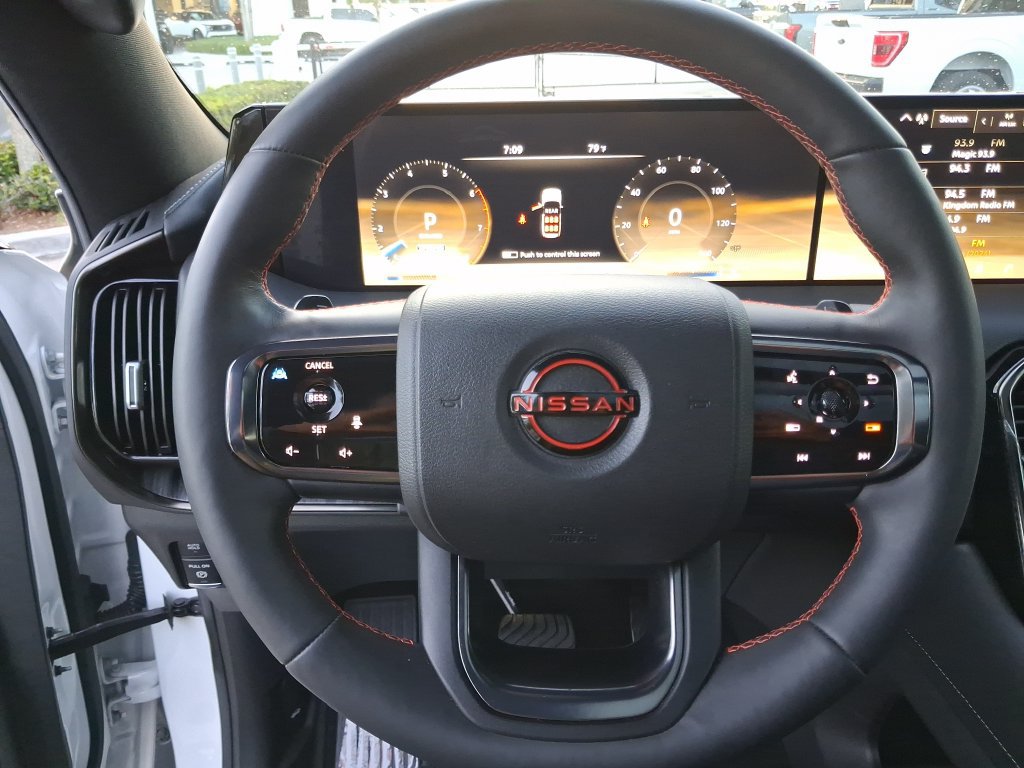 Used 2025 Nissan Armada PRO-4X w/ Pro-4X Premium Package AWD/4WD image 18