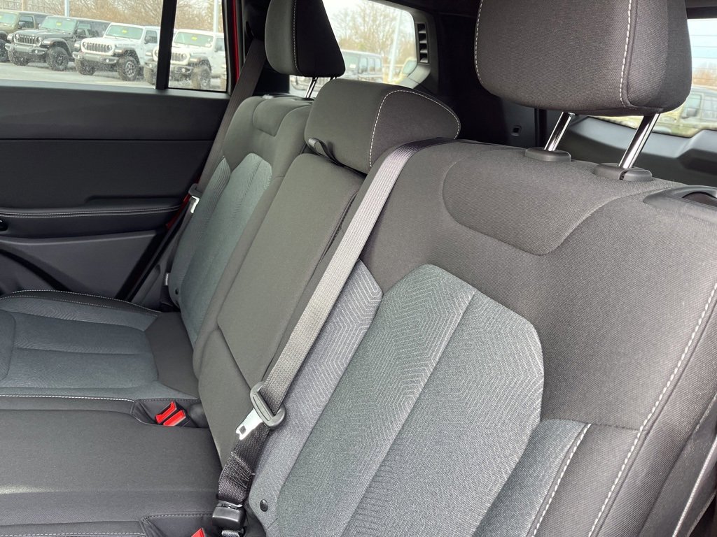 New 2026 Jeep Cherokee Laredo image 29