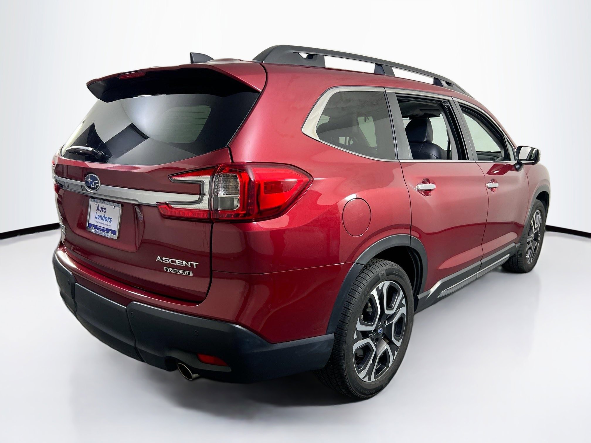 Used 2023 Subaru Ascent Touring AWD/4WD image 5