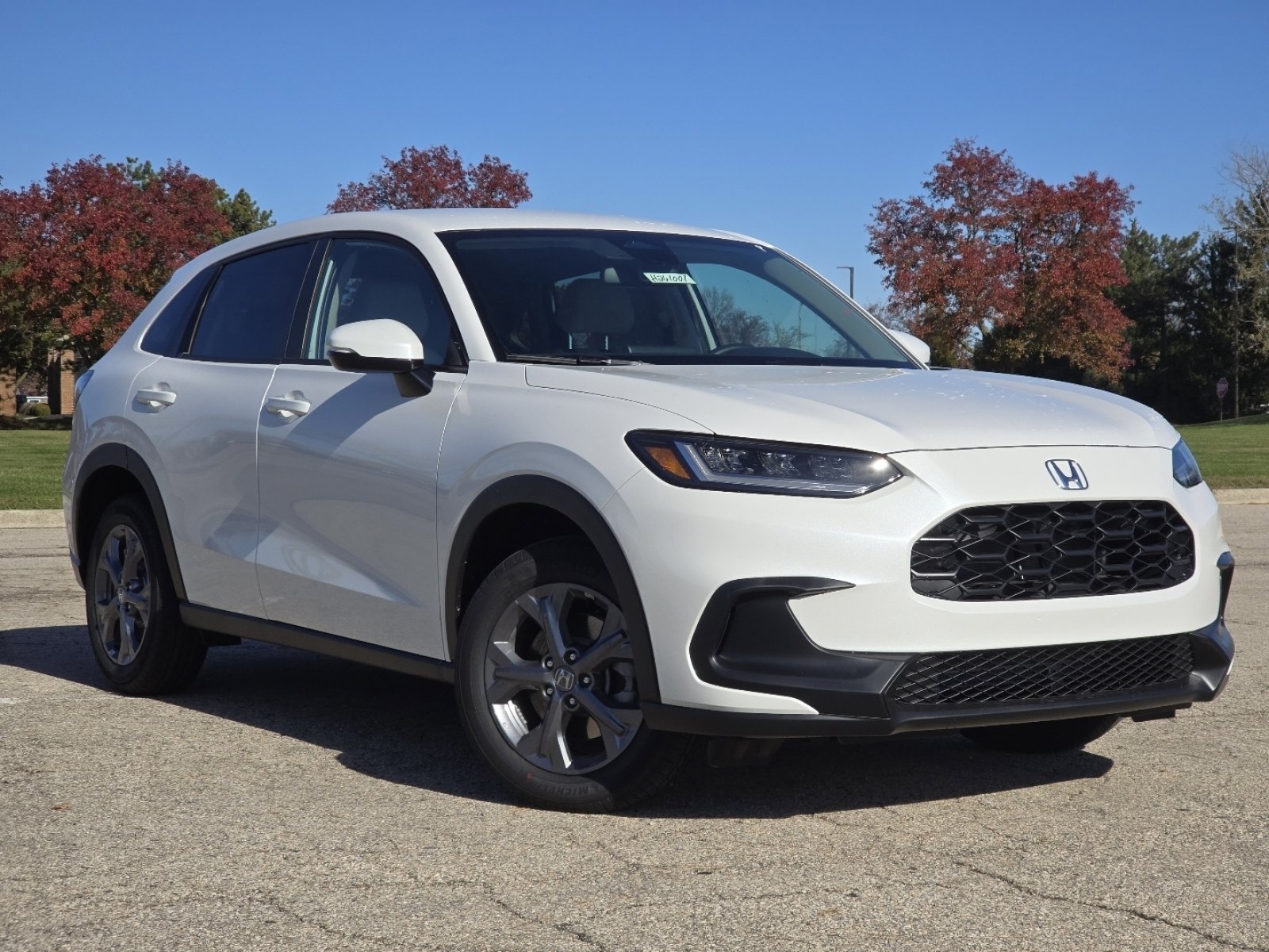 New 2026 Honda HR-V LX image 2