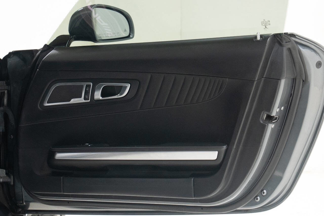 Used 2016 Mercedes-Benz AMG GT S image 22