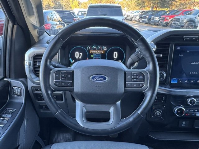 Used 2021 Ford F150 Lariat w/ Equipment Group 501A Mid image 18