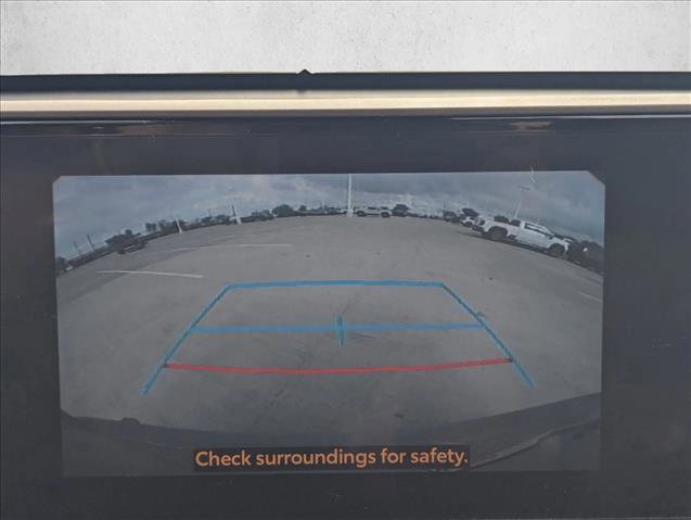 Certified 2023 Toyota Highlander Bronze Edition image 12