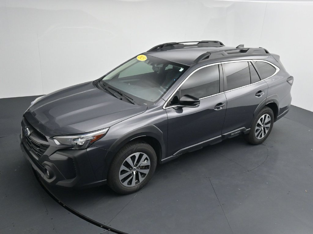 Used 2023 Subaru Outback Premium AWD/4WD image 26