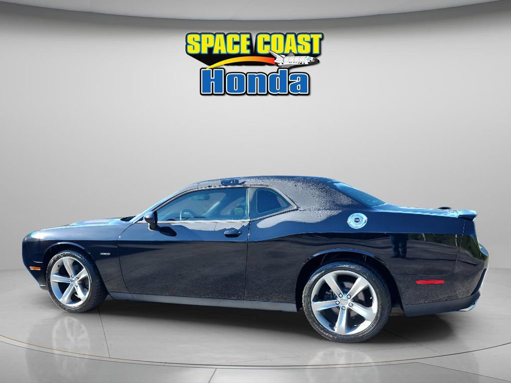 Used 2015 Dodge Challenger R/T w/ Quick Order Package 28B R/T RWD image 8
