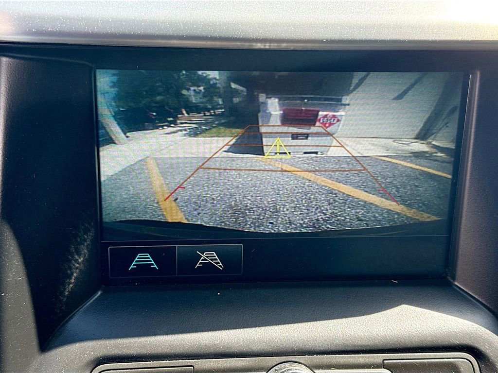 Used 2019 GMC Acadia SLE w/ LPO, Black Accent Package image 15